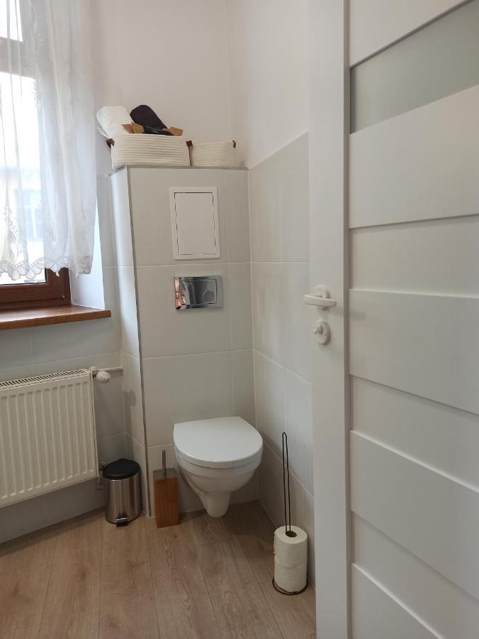 Cztery Katy W Rynku Apartment Walbrzych Bagian luar foto